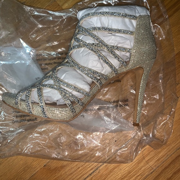 INC rhinestones sandal NWOB size 8 - Picture 2 of 4